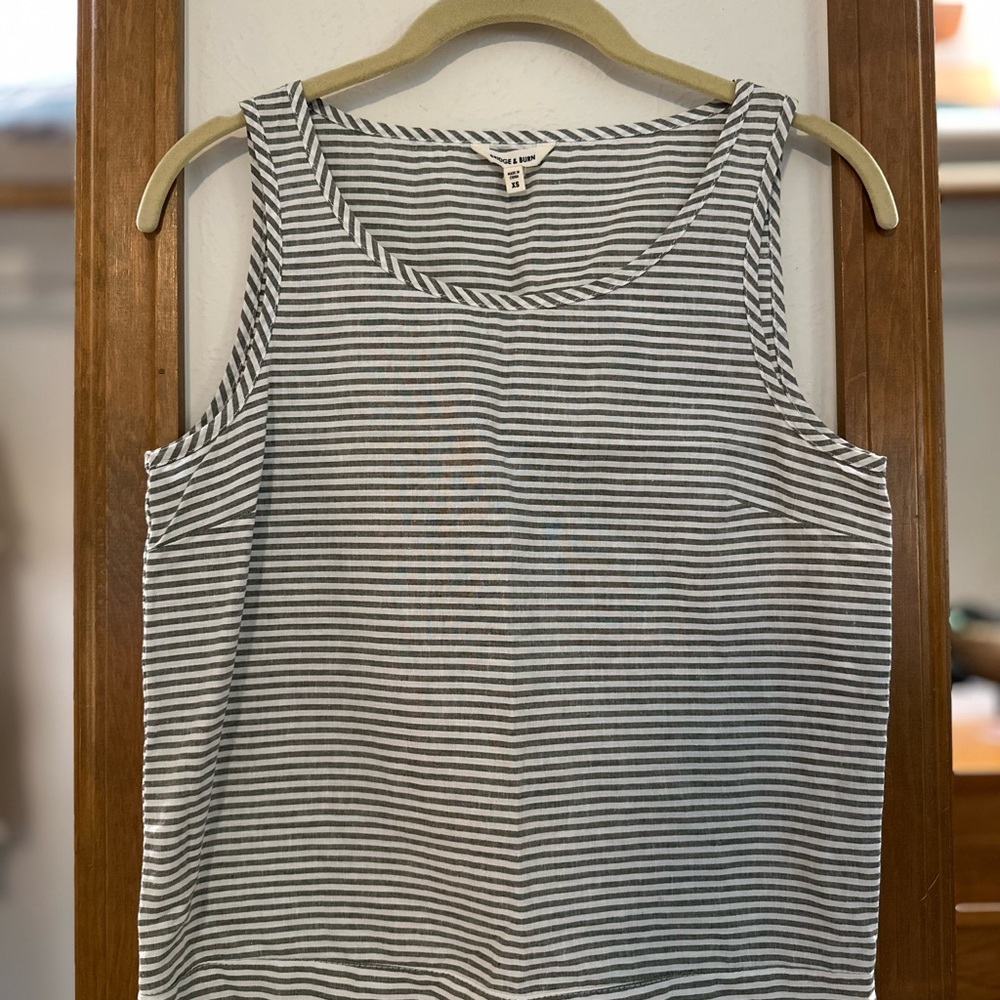 Bridge & Burn Meridian Striped Gray and White Linen Tank Top